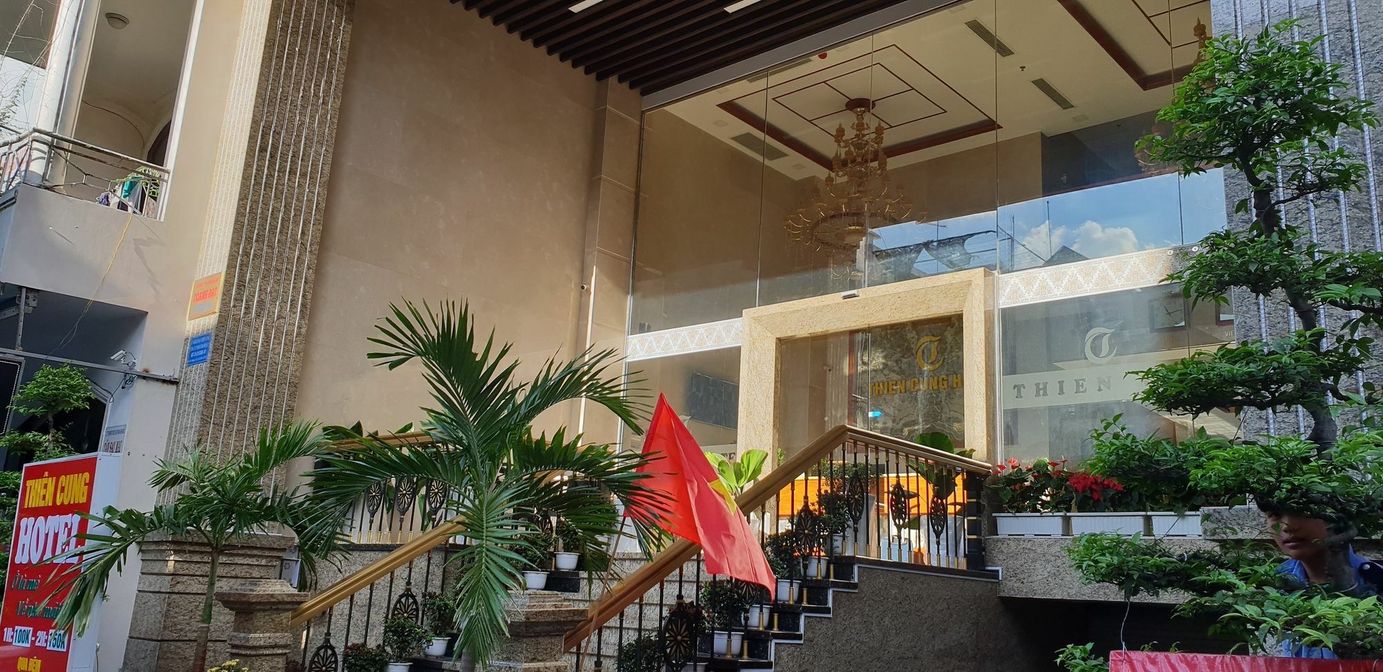 Oyo 231 Thien Cung Hotel Ho Chi Minh City Exterior photo